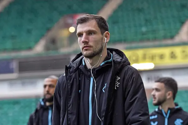 Ex-Rangers Star Says It’s The “Perfect Time” For Defender To Leave After 6 Years At Ibrox